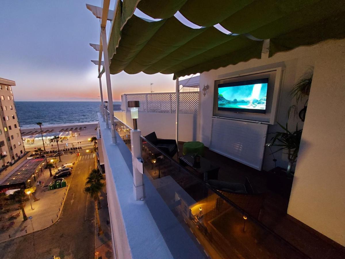 Atico Victoria Beach Cádiz Exteriör bild